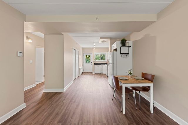 1307 College Avenue 207, Wheaton, IL 60187