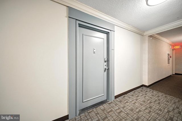 203 YOAKUM PKWY #804, Alexandria, VA 22304