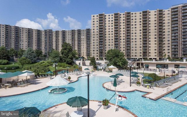 203 YOAKUM PKWY #804, Alexandria, VA 22304