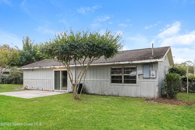 7500 Coquina Avenue, Fort Pierce, FL 34951