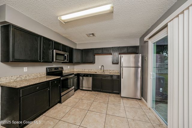 7500 Coquina Avenue, Fort Pierce, FL 34951