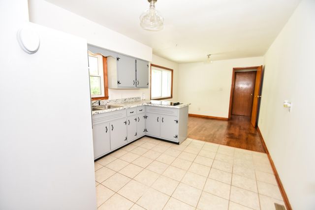 303 Freedom School Rd, Mt Vernon, KY 40456