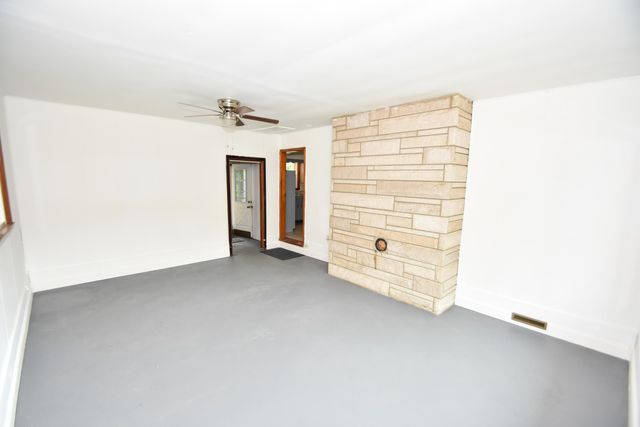 303 Freedom School Rd, Mt Vernon, KY 40456