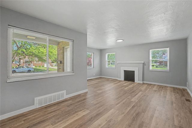 4139 Brenton Drive, Dayton, OH 45416