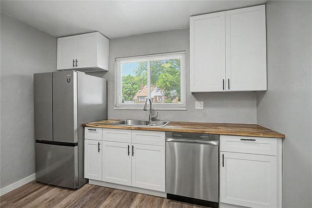 4139 Brenton Drive, Dayton, OH 45416