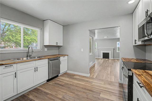 4139 Brenton Drive, Dayton, OH 45416