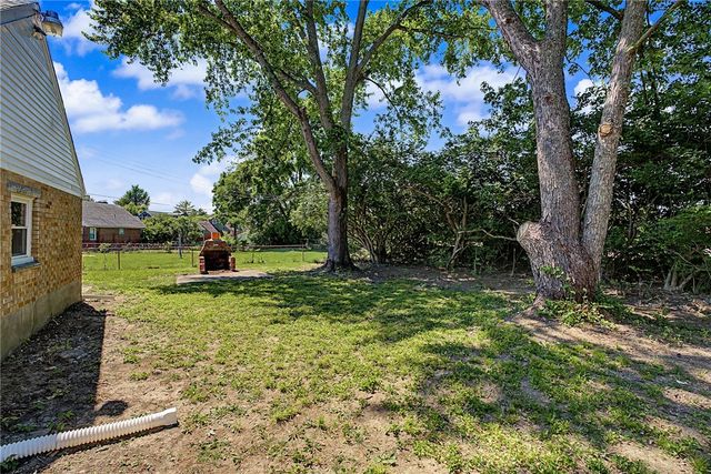 4139 Brenton Drive, Dayton, OH 45416