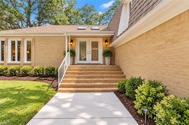 6604 Pinewood CT, Virginia Beach, VA 23464