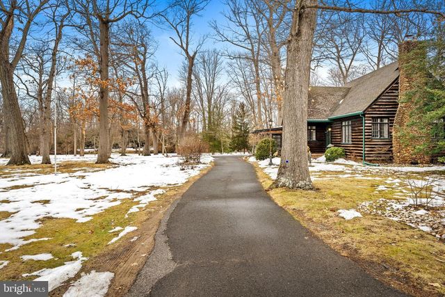 181 E WARD ST, Hightstown, NJ 08520