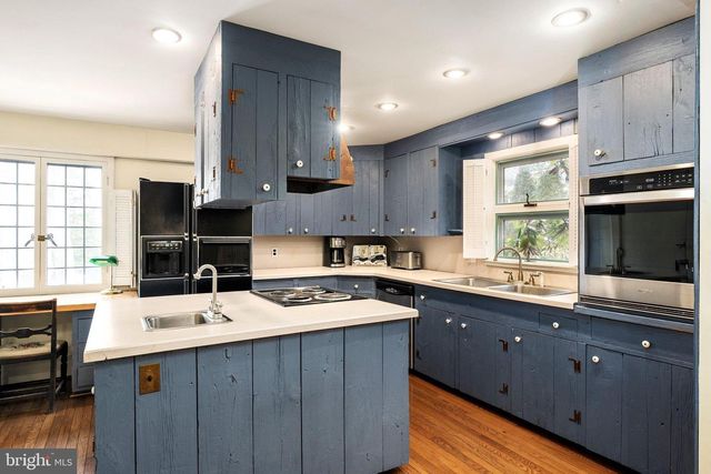 181 E WARD ST, Hightstown, NJ 08520