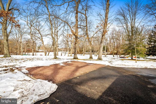 181 E WARD ST, Hightstown, NJ 08520