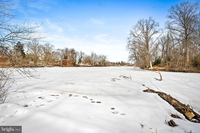 181 E WARD ST, Hightstown, NJ 08520