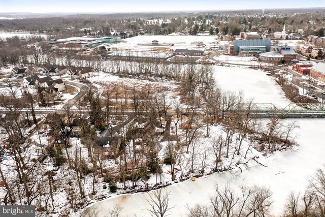 181 E WARD ST, Hightstown, NJ 08520