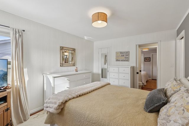 147 Chicago Avenue, Clarendon Hills, IL 60514