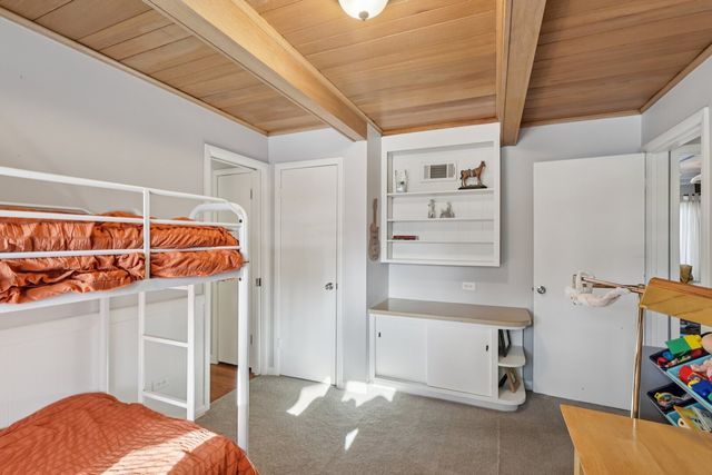 147 Chicago Avenue, Clarendon Hills, IL 60514