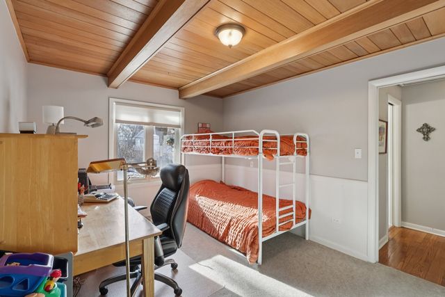 147 Chicago Avenue, Clarendon Hills, IL 60514