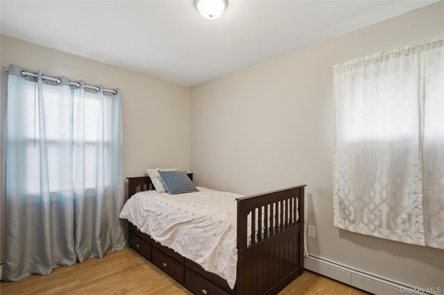 42 Saddler Lane, Levittown, NY 11756