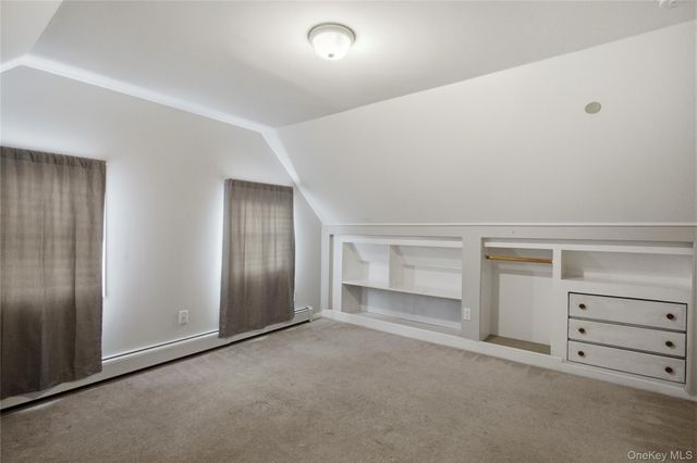 42 Saddler Lane, Levittown, NY 11756