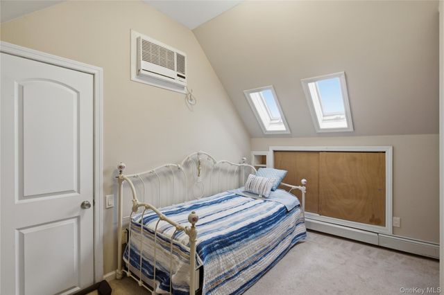 42 Saddler Lane, Levittown, NY 11756