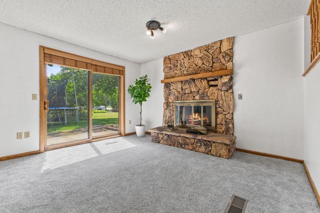 5662 Royal Oaks Drive, Shoreview, MN 55126