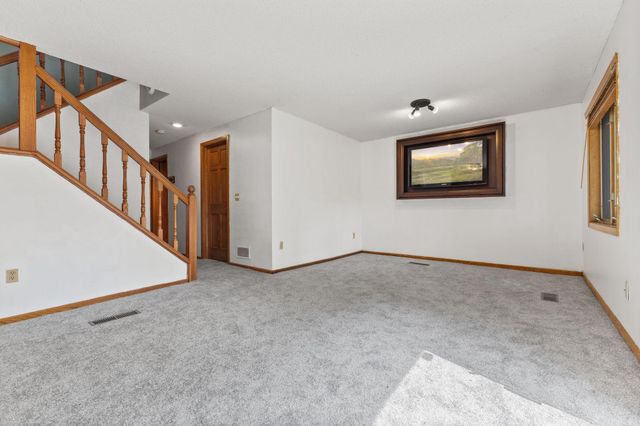 5662 Royal Oaks Drive, Shoreview, MN 55126