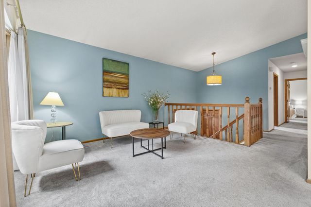 5662 Royal Oaks Drive, Shoreview, MN 55126