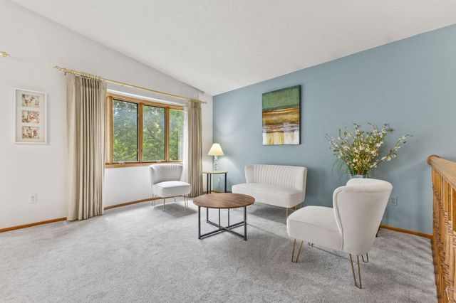5662 Royal Oaks Drive, Shoreview, MN 55126