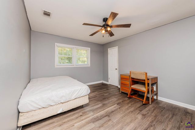 200 Lavender Street, Fort Valley, GA 31030