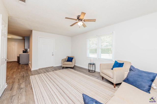 200 Lavender Street, Fort Valley, GA 31030