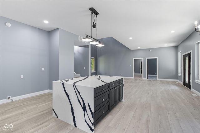 2101 N Wolf Cove, Martinsville, IN 46151