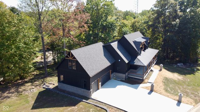 2101 N Wolf Cove, Martinsville, IN 46151