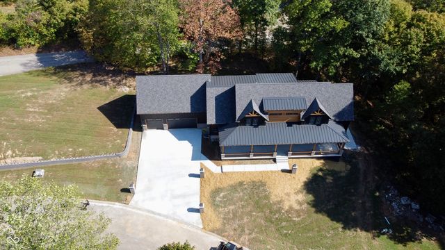 2101 N Wolf Cove, Martinsville, IN 46151
