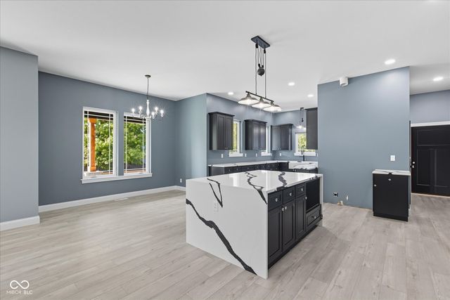 2101 N Wolf Cove, Martinsville, IN 46151