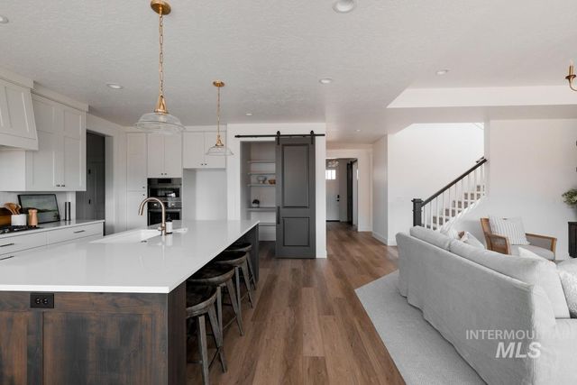 2523 E Tenzing Dr, Meridian, ID 83642