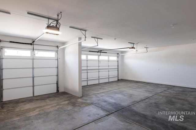 2523 E Tenzing Dr, Meridian, ID 83642