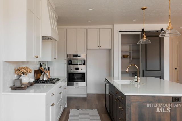 2523 E Tenzing Dr, Meridian, ID 83642