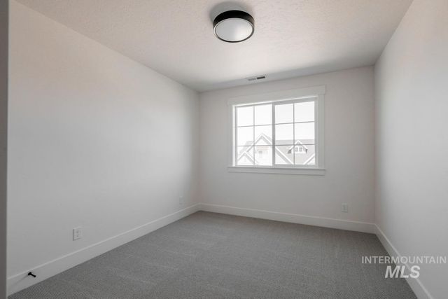 2523 E Tenzing Dr, Meridian, ID 83642