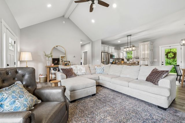 166 Coley Court, Lafayette, TN 37083