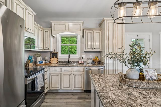 166 Coley Court, Lafayette, TN 37083