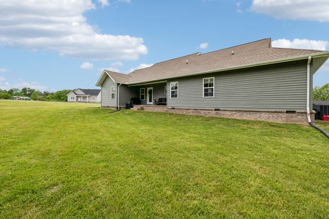 166 Coley Court, Lafayette, TN 37083