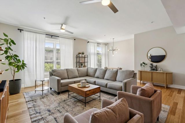 933 Garrett Street SE 306, Atlanta, GA 30316