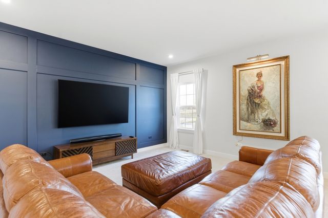 306 Atkinson Drive, Sugar Grove, IL 60554