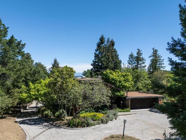 12544 Corbetta Lane, Los Altos Hills, CA 94022