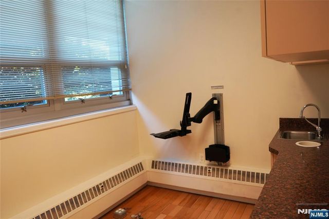 99 Kinderkamack Road 200, Westwood, NJ 07675