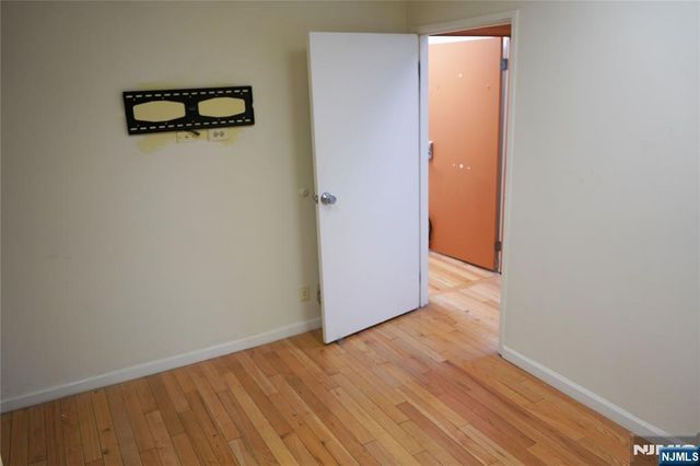 99 Kinderkamack Road 200, Westwood, NJ 07675