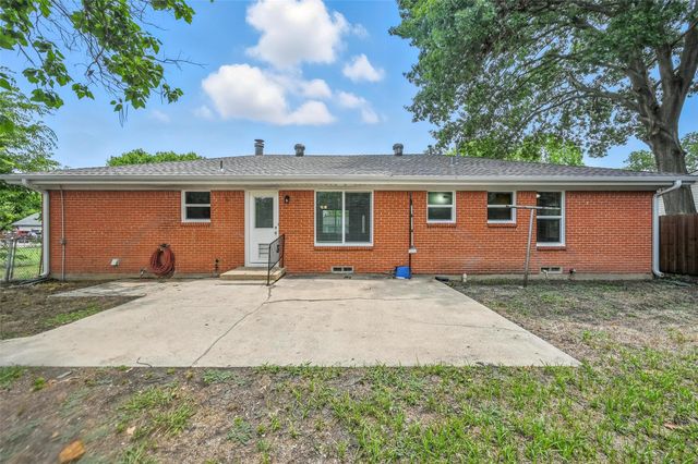 302 Young Drive, Allen, TX 75002