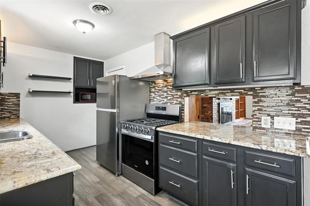 302 Young Drive, Allen, TX 75002
