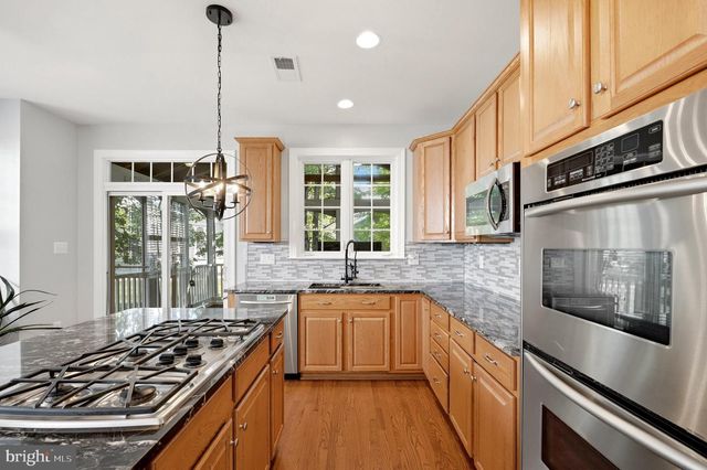 107 OSPREY DR, Lake Frederick, VA 22630