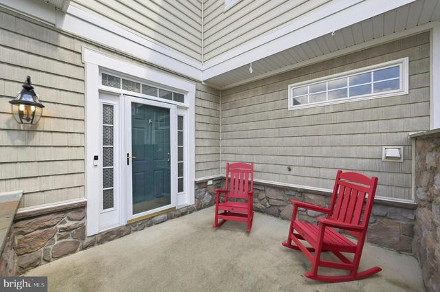 107 OSPREY DR, Lake Frederick, VA 22630