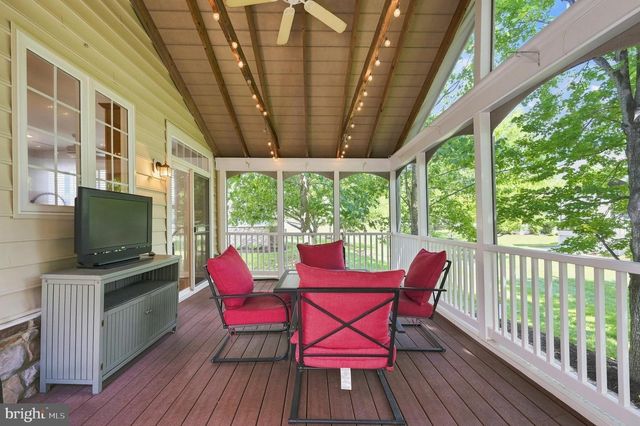 107 OSPREY DR, Lake Frederick, VA 22630